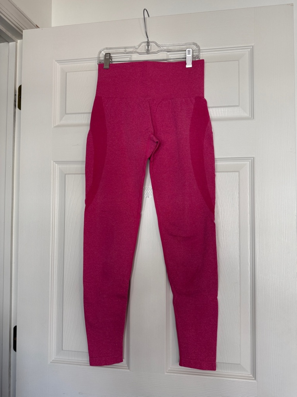NVGTN Fuchsia Contour Seamless Leggings